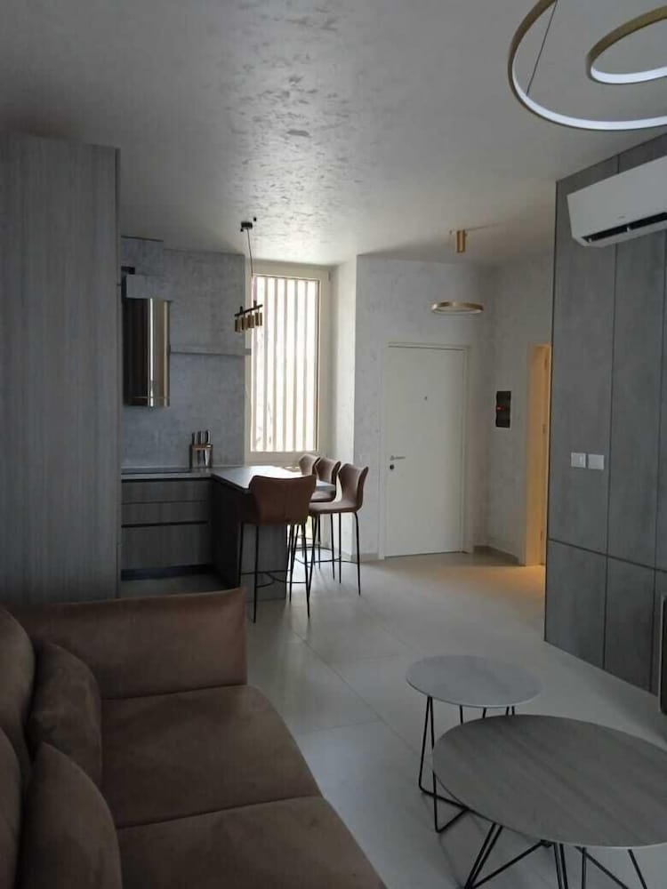 Whisky Green Coast Hotel & Apartments
