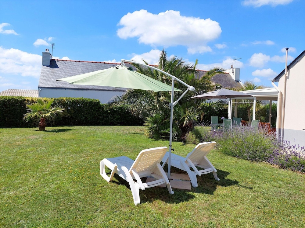 Holiday Home in Plouhinec by Audierne Bay