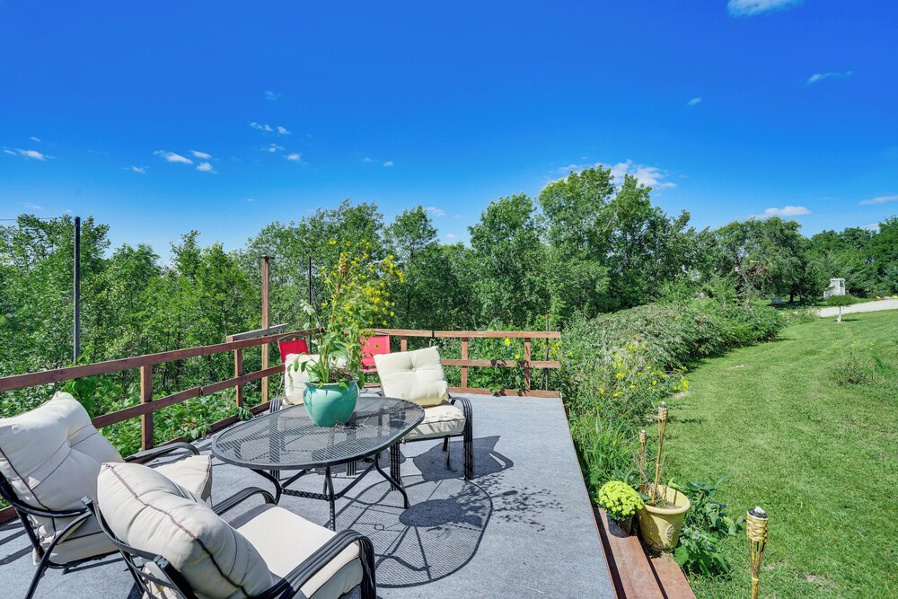 Cabin Near Cokato Lake w/ Outdoor Oasis & Views! view 5