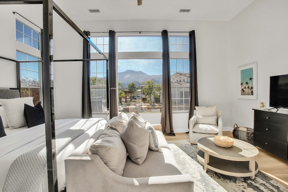 PGA Signature Lux Estate