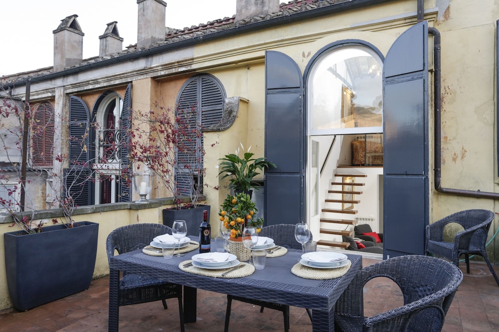 Wonder Rooftop Terrace