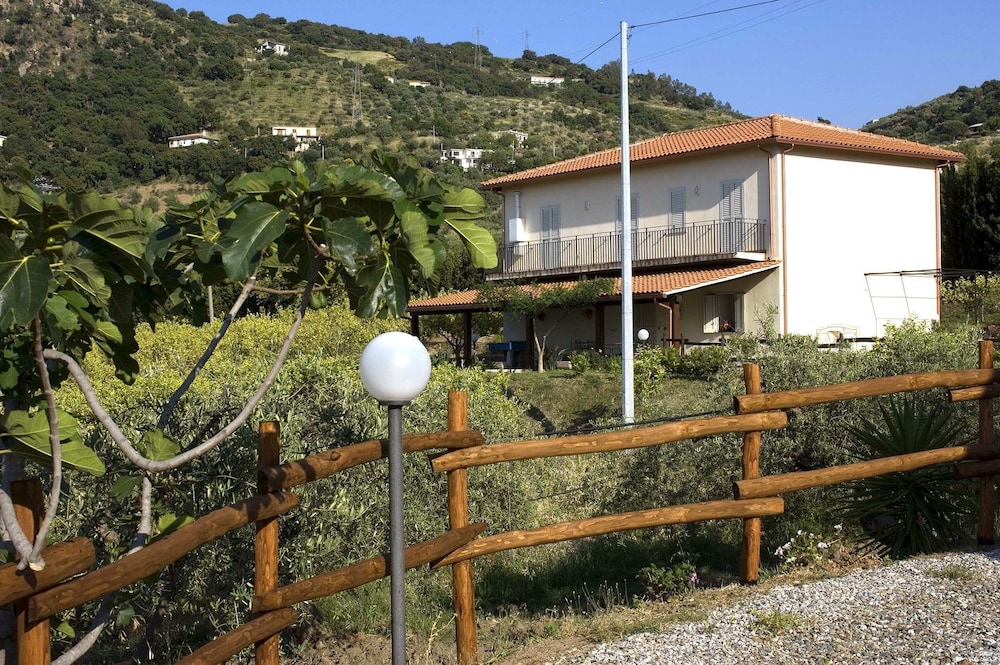 La Collina degli Ulivi - Casa Limoni 1