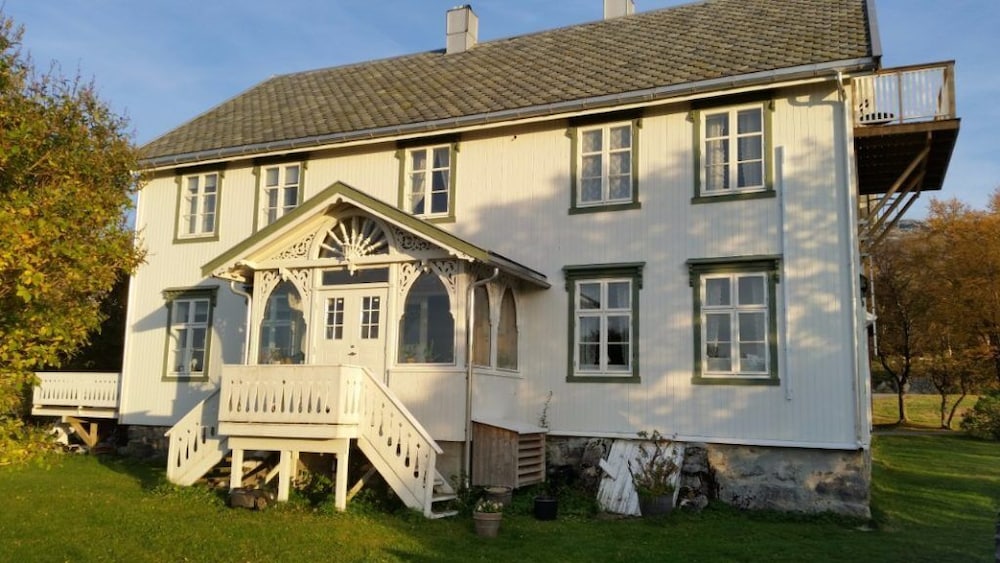 Photo 32