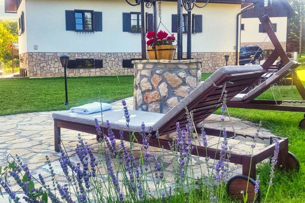 Etno Garden Exclusive