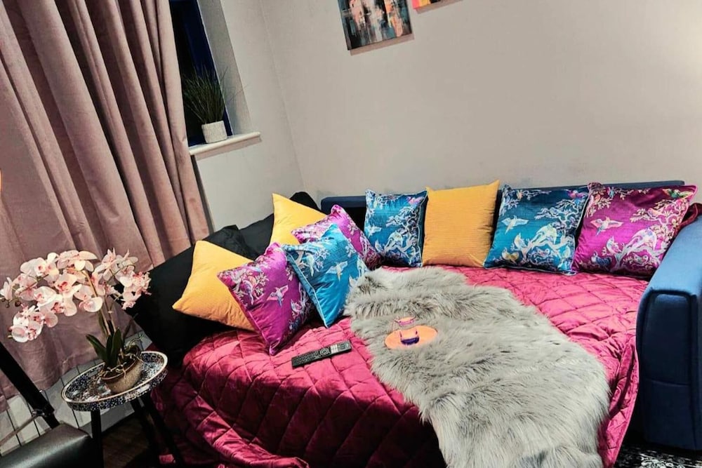 London Heathrow Luxury Apartment - Fully Equipped