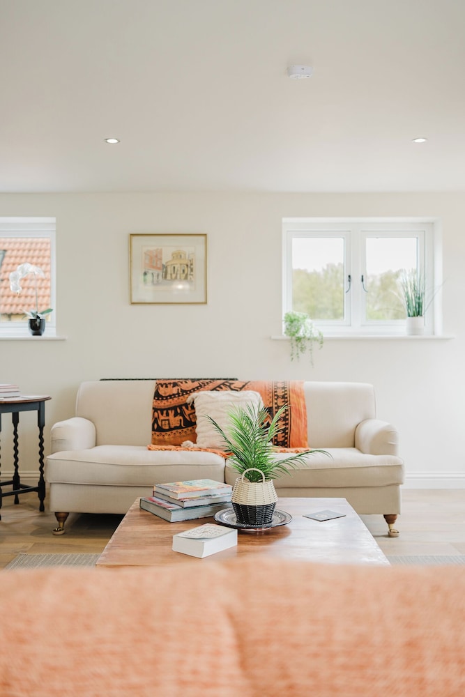 Mulberry Cottage 5BD in Wiltshire
