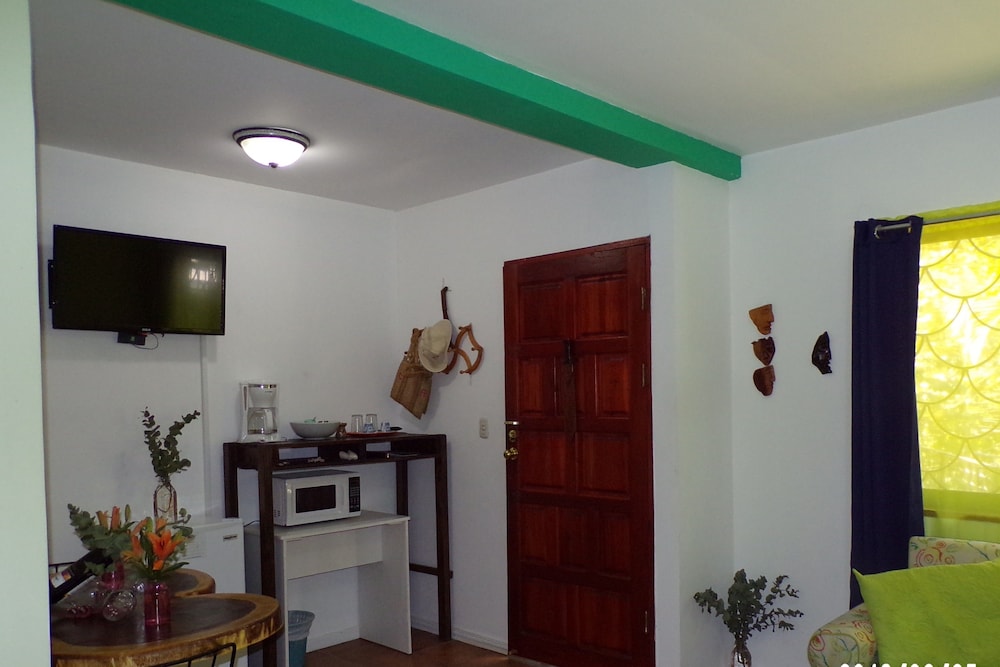 Mycasa's Bed and Breakfast