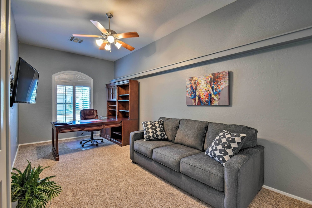 Poolside Paradise! Luxe Golf Getaway in Phoenix view 4