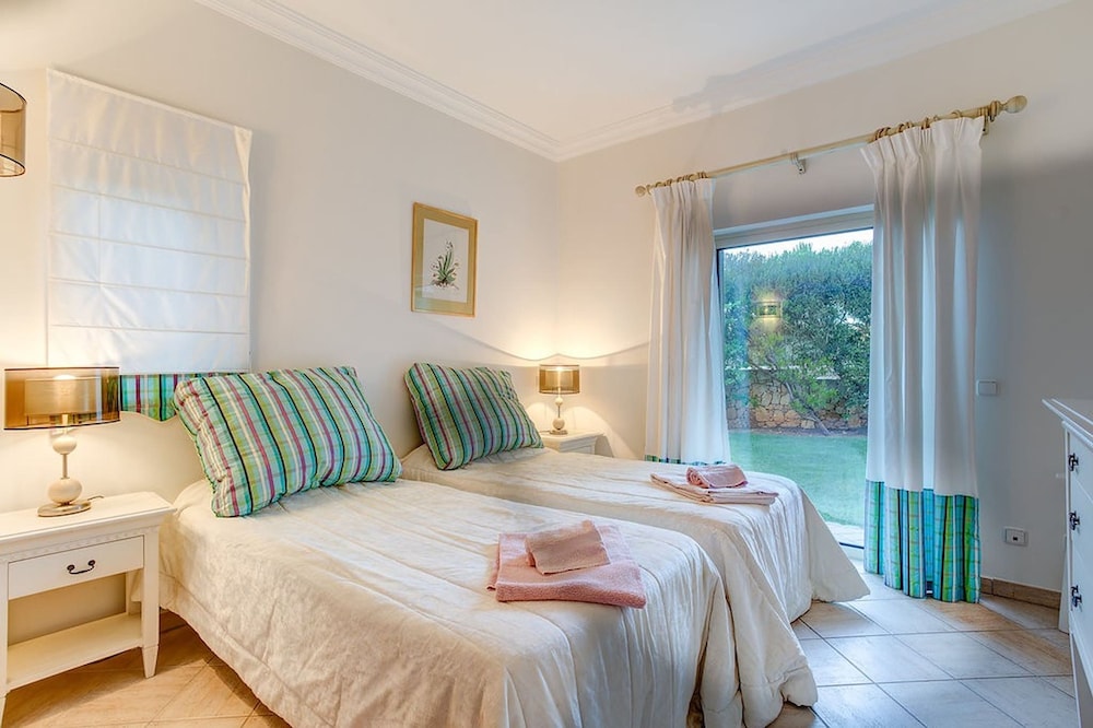 Casa Marta Three Bedroom Villa With sea Views