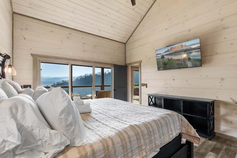 Knockin on Heaven's Door by Jackson Mountain Rentals view 4