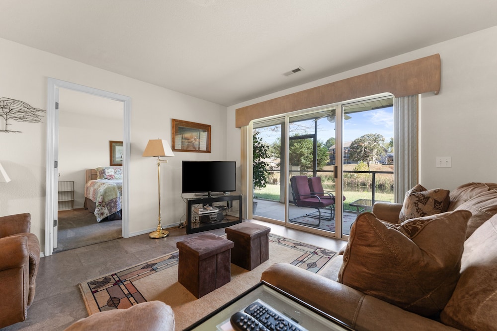 Clearwater - 2 Br Condo
