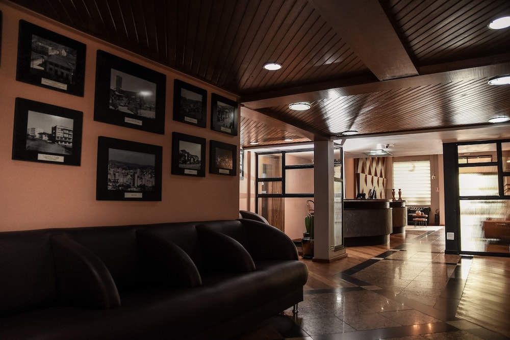 Lillie Road Residence IV photo 4