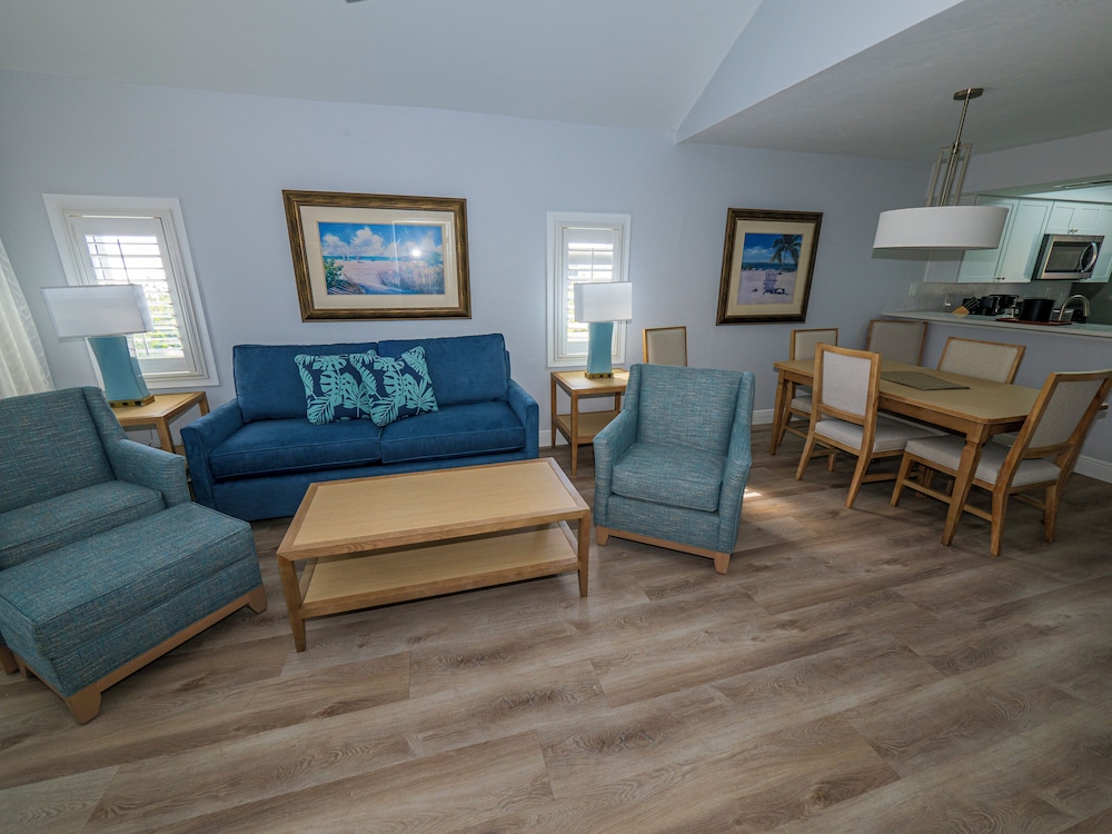 Shell Island Beach Club