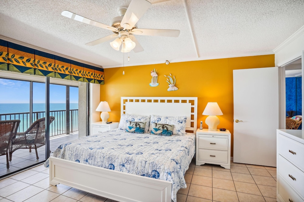Ocean Sands 1-708