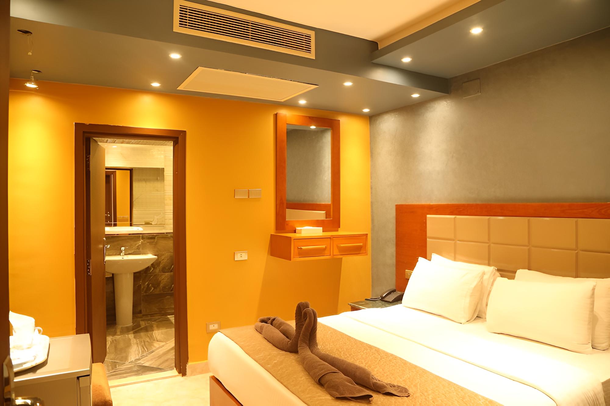 Grand Nile Royal Hotel at Nile Plaza