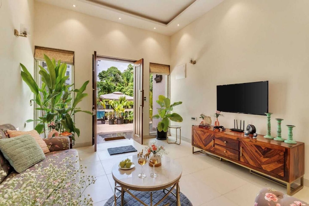 AquaVista Assagao Residency