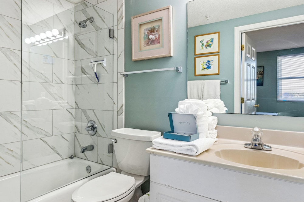 Emerald Key by Southern Vacation Rentals