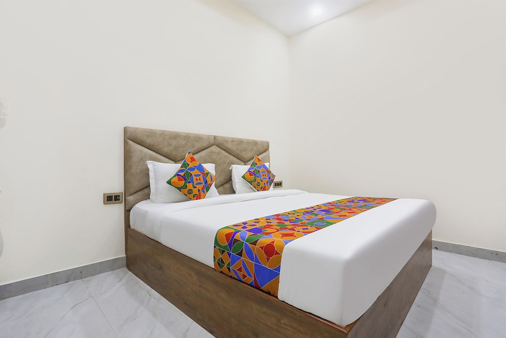 Fabhotel Shri Ram Retreat