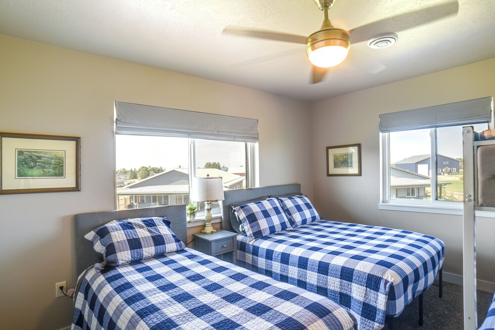 Missouri River Retreat < 1 Mi to the Water!