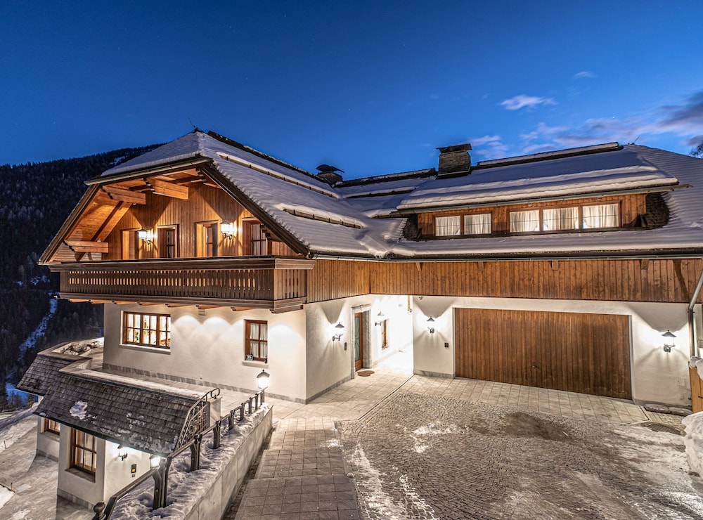 Bad Kleinkirchheim Lush and Spacious Villa With Indoor Pool and Wellness