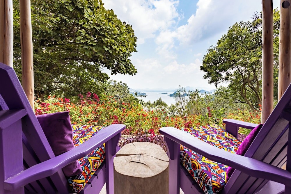 Chameleon Hill Forest Lodge