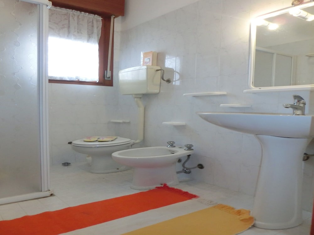 Cozy Flat in Residence With Swimming Pool-beahost view 4