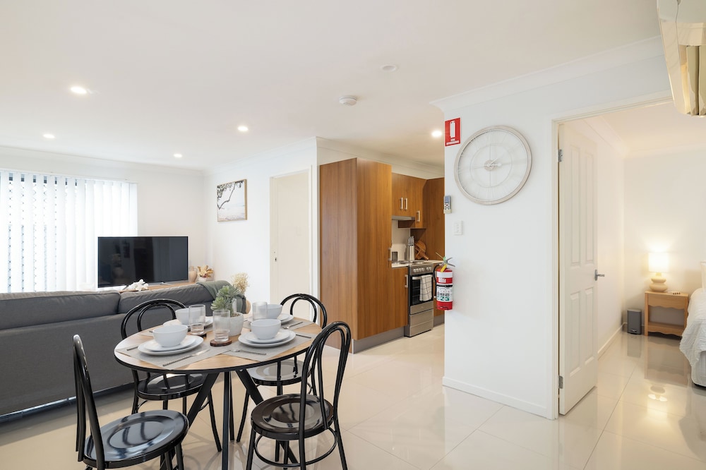 Smart Suites Self Check-in Apartments - 16 Darnley