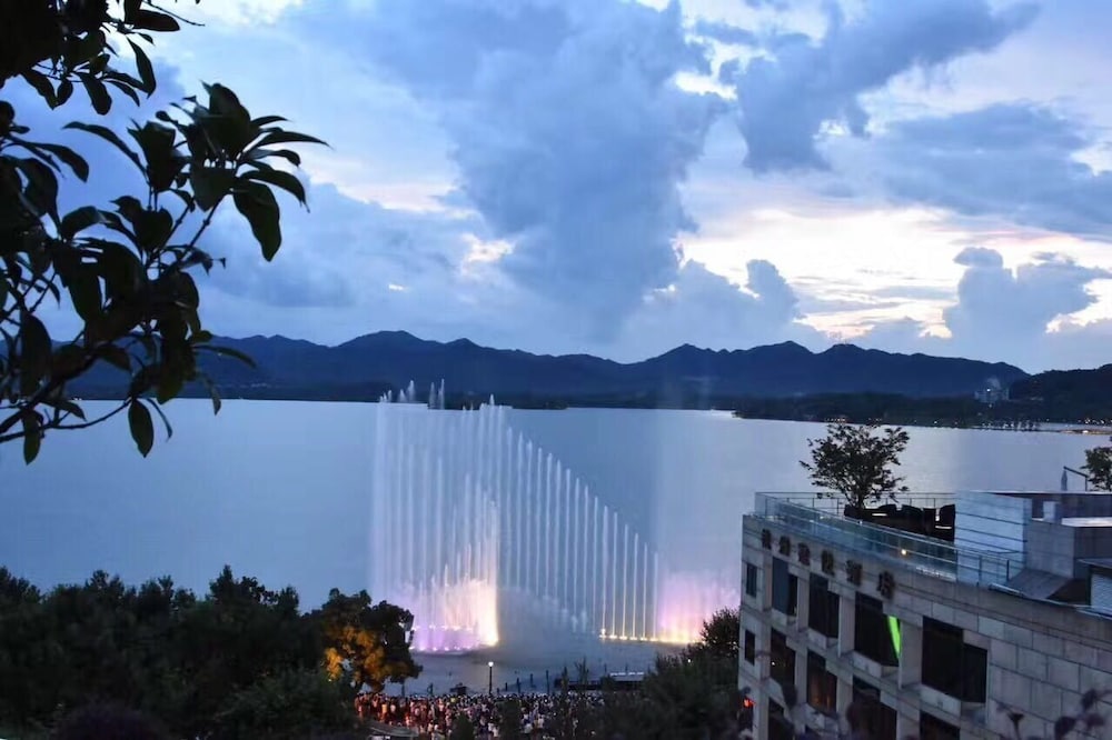 Hangzhou Mao Mao Apartment Hotel