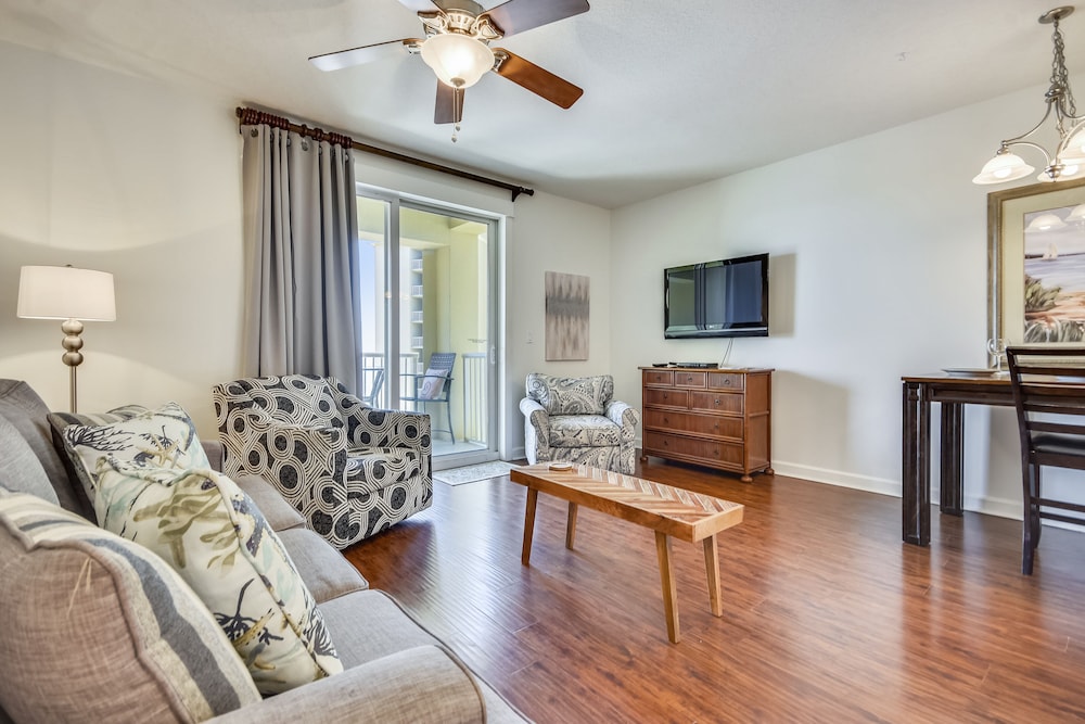 Grand Panama Beach Resort by Book That Condo