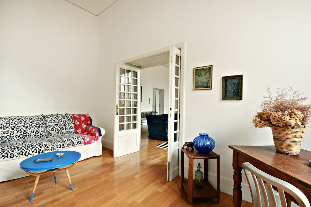 Wonder Privacy & Charm