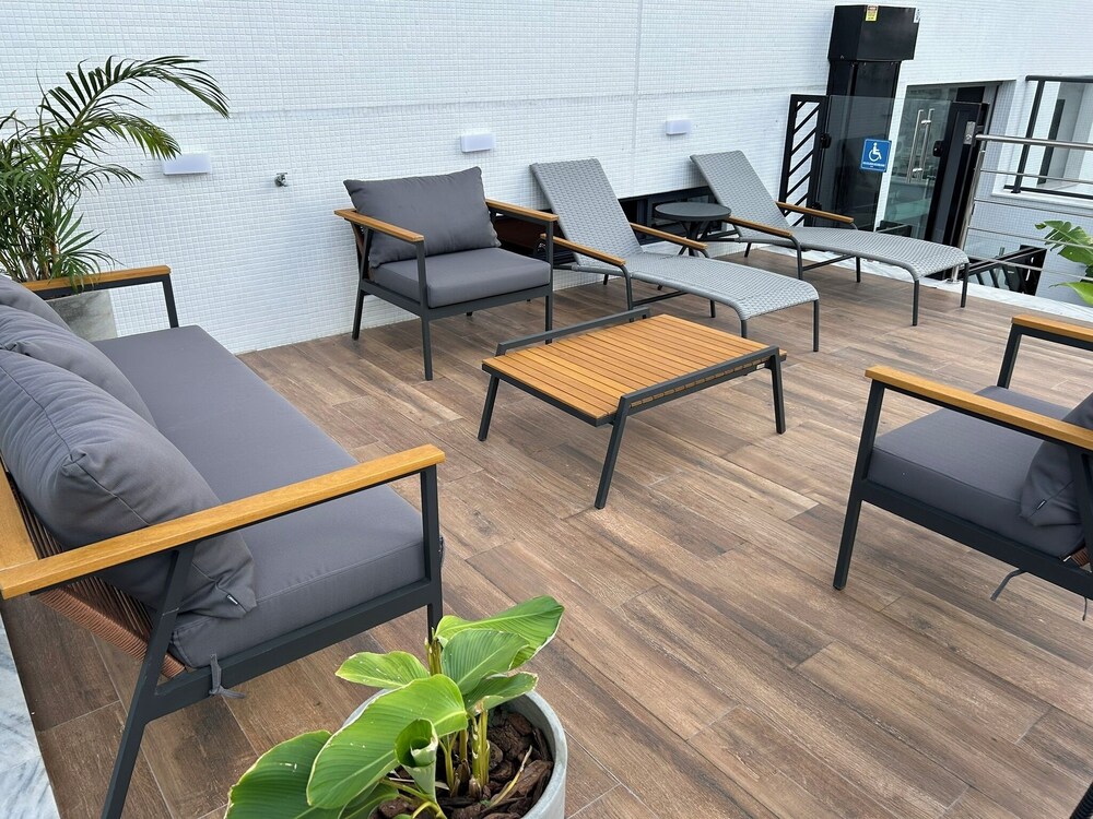 Bela Hospedagem - 1701 Simple Smart, vista mar