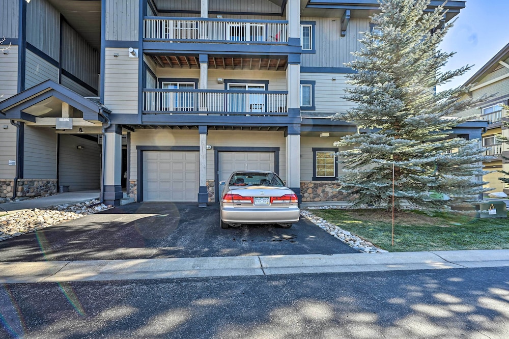 Steamboat Home w/ Garage, 1 Mi to Ski Resort view 5