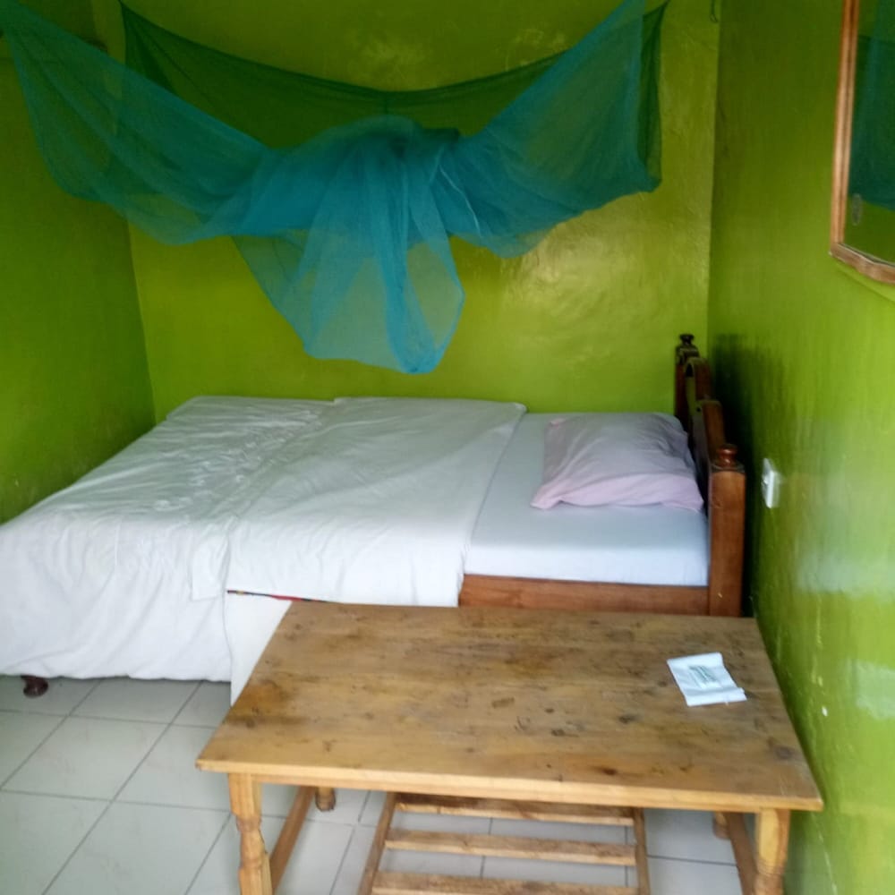 Estla Lodge view 3