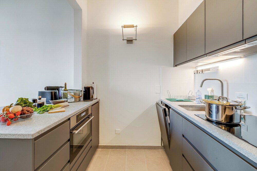 Elegant Apartment