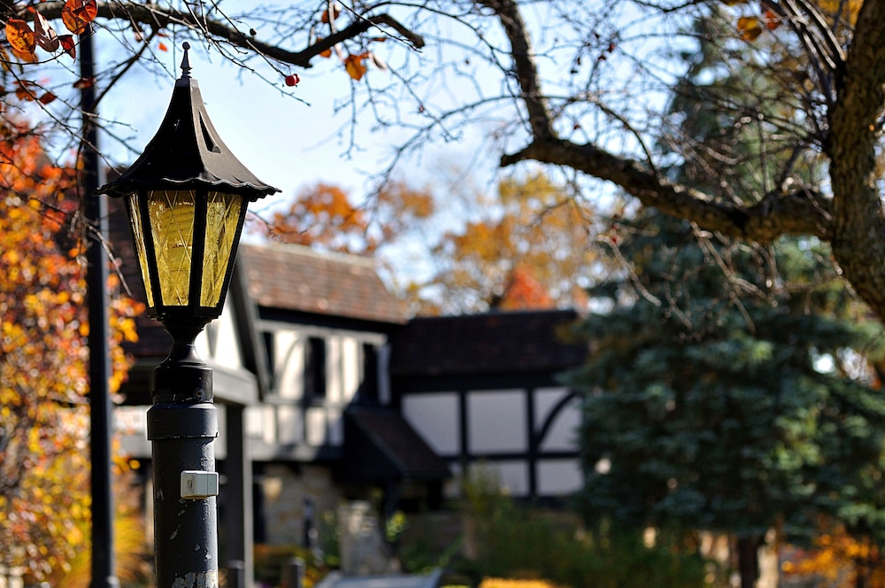 Punderson Manor Lodge and Conference Center