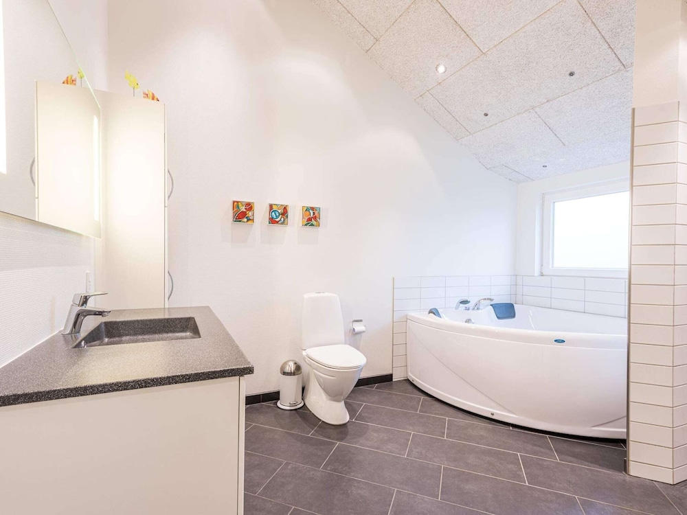 6 Person Holiday Home in Blavand view 3