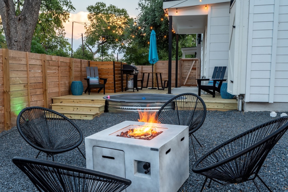 Stylish Eastside Getaway w Backyard, Firepit & BBQ