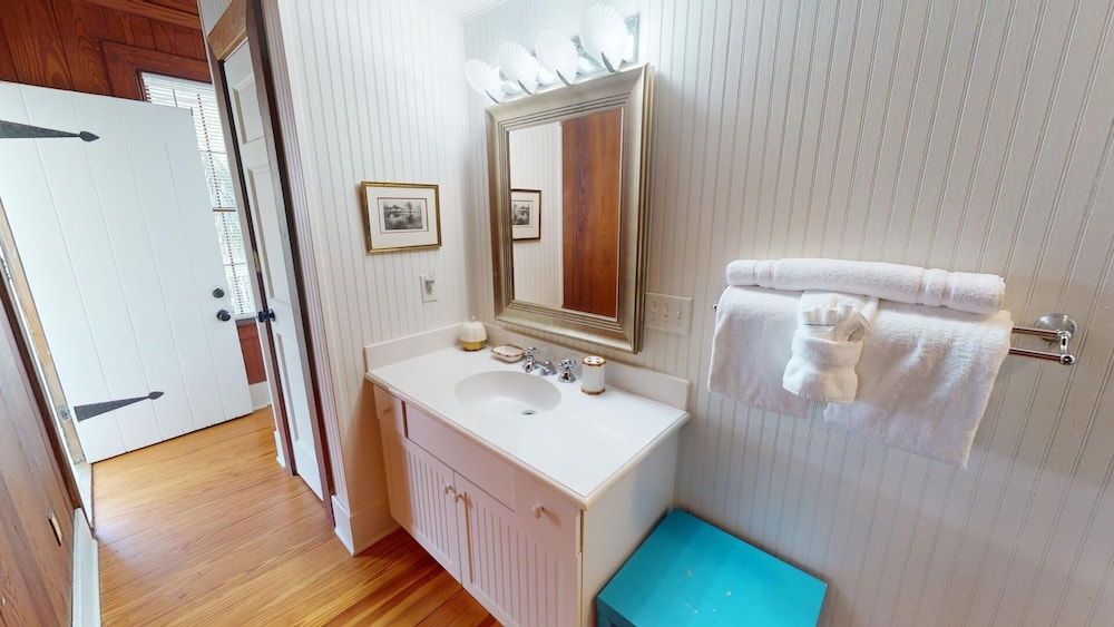 3 10th Place by Tybee Vacation Rentals