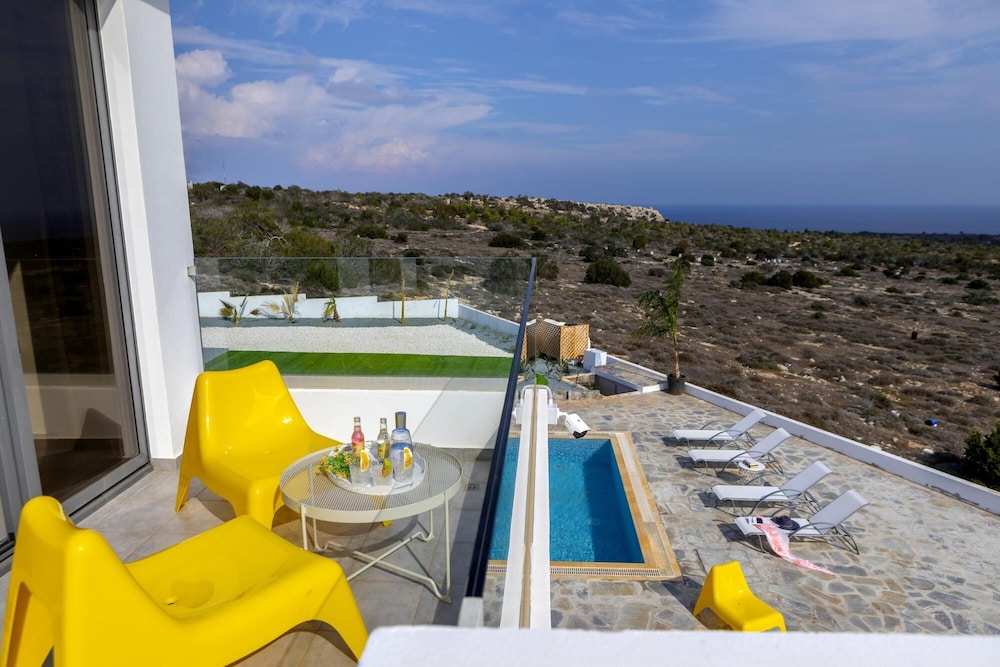 Greco Hilltop Views in Paralimni