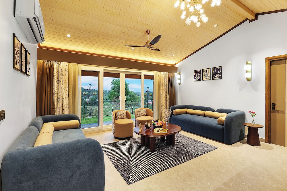 Elivaas Esh Cottage Willow | Hillside 1-room With Lush Garden, Common Pool Location