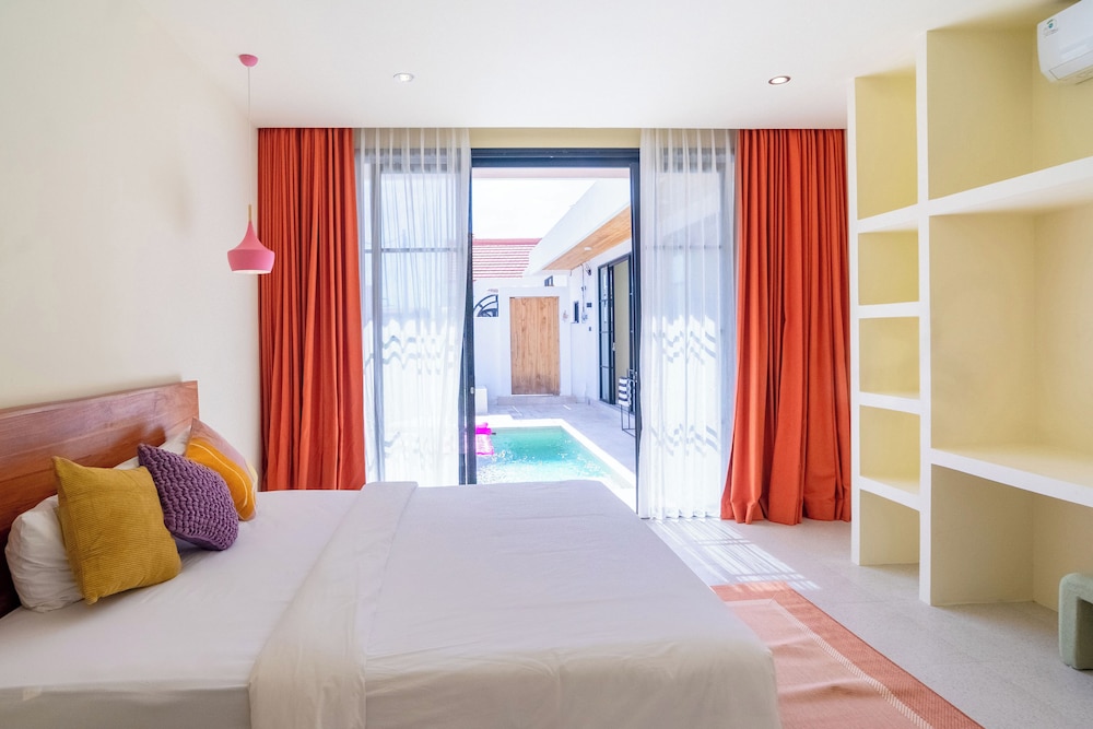 Stylish Private Pool Villa in Pererenan