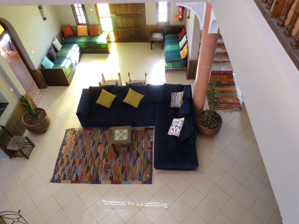 Photo 6