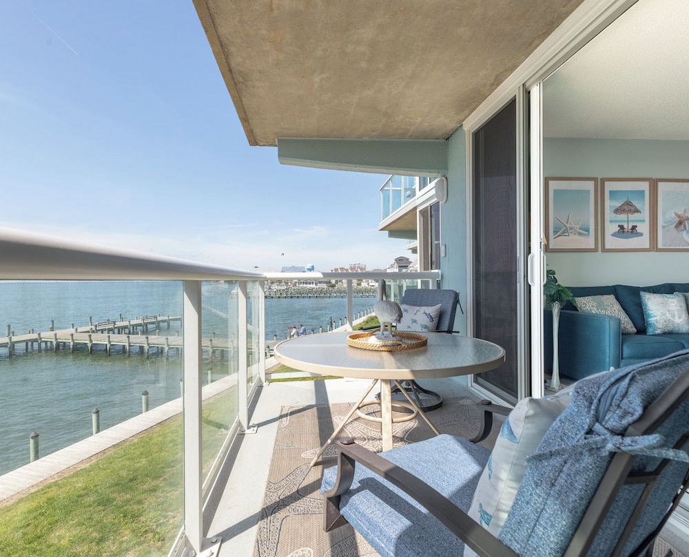 Bay Club Resort by Coolvacay