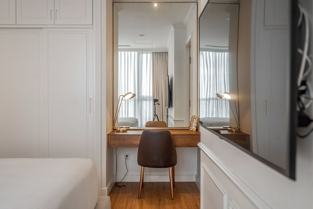 The Celavie Serviced Apartment Landmark