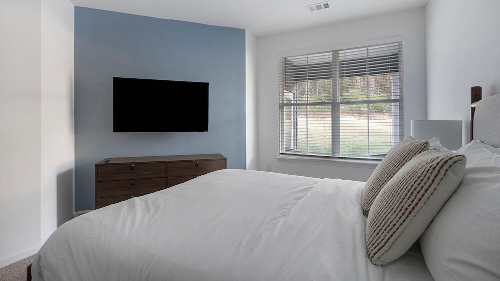 Landing Apartments Birmingham - Sand Ridge
