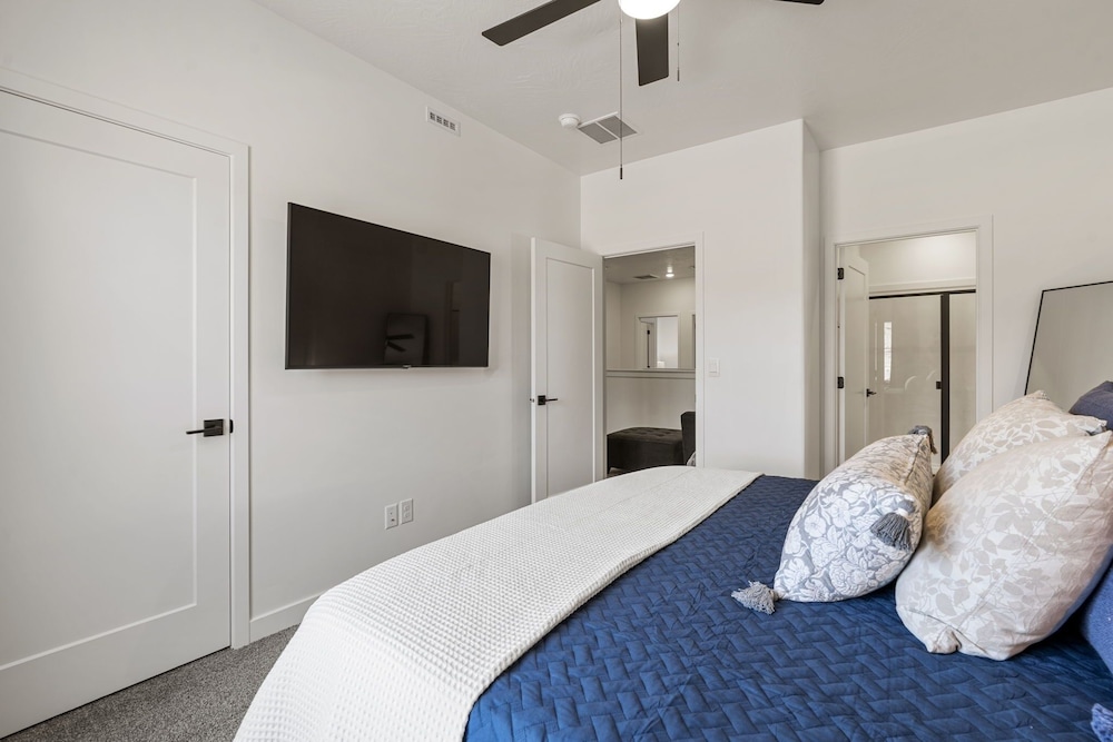 Red Rock Trails 4 Bedroom Townhouse