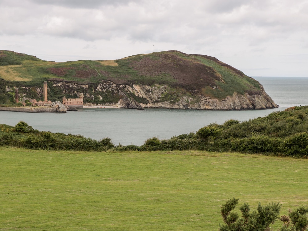 Porthwen Lodge