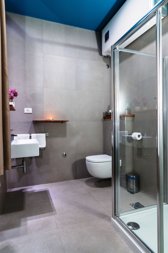 Riva Luxury Rooms