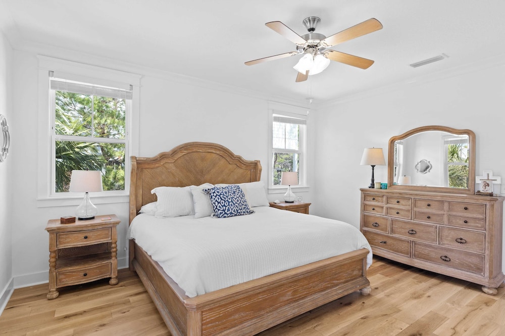 2 Homes in Inlet Beach by Avantstay Dock+lake Access, Saltwater Pool, Close to the Beach