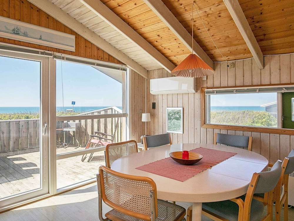 6 Person Holiday Home in Lokken-by Traum